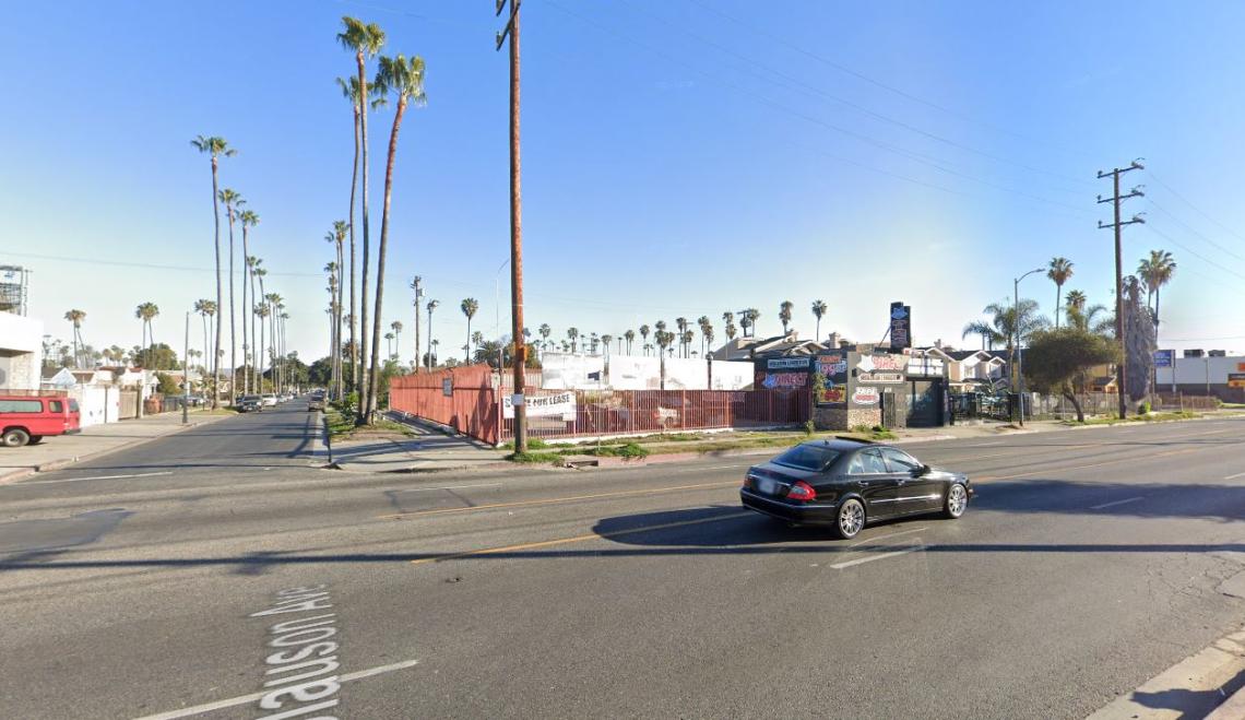 Fivestory, 48unit apartment building planned for empty site on